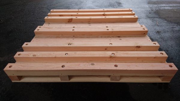【取扱商品】米松ボルト留め特注パレット